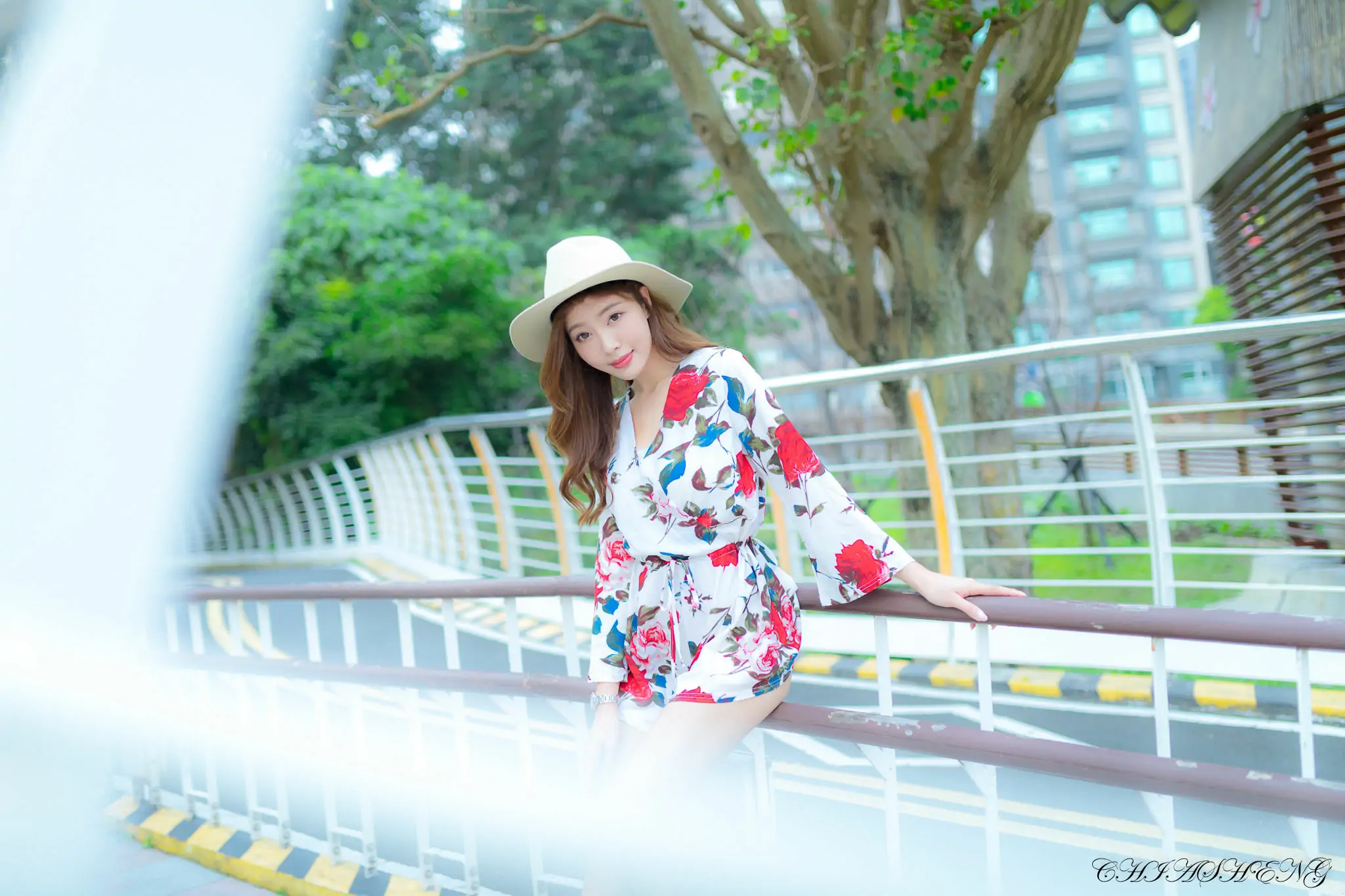 [臺灣網紅美女] Emma江雨恩 – 清新外拍（三套服裝）