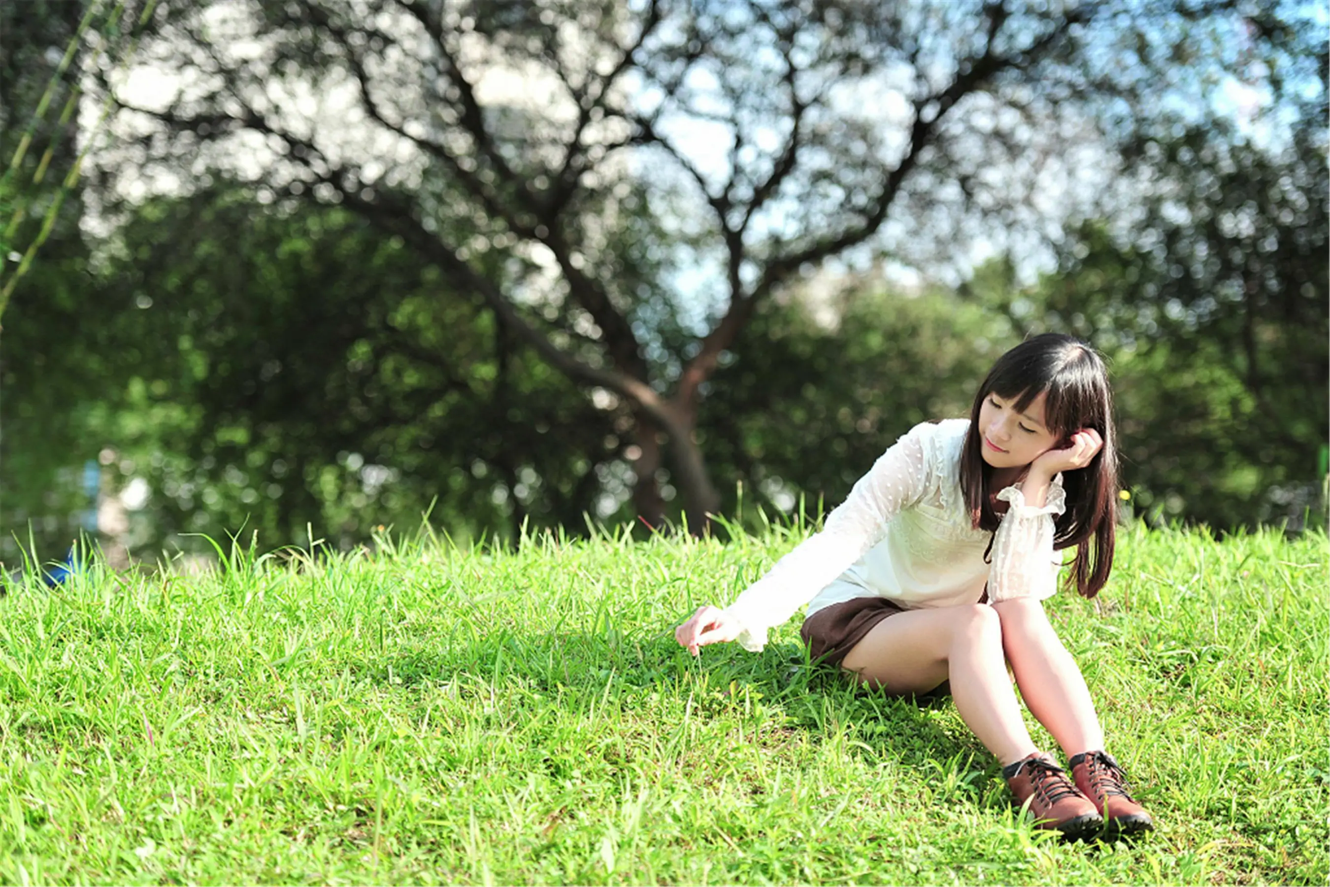 臺灣美少女小敬(虞成敬)《逸仙公園外拍》