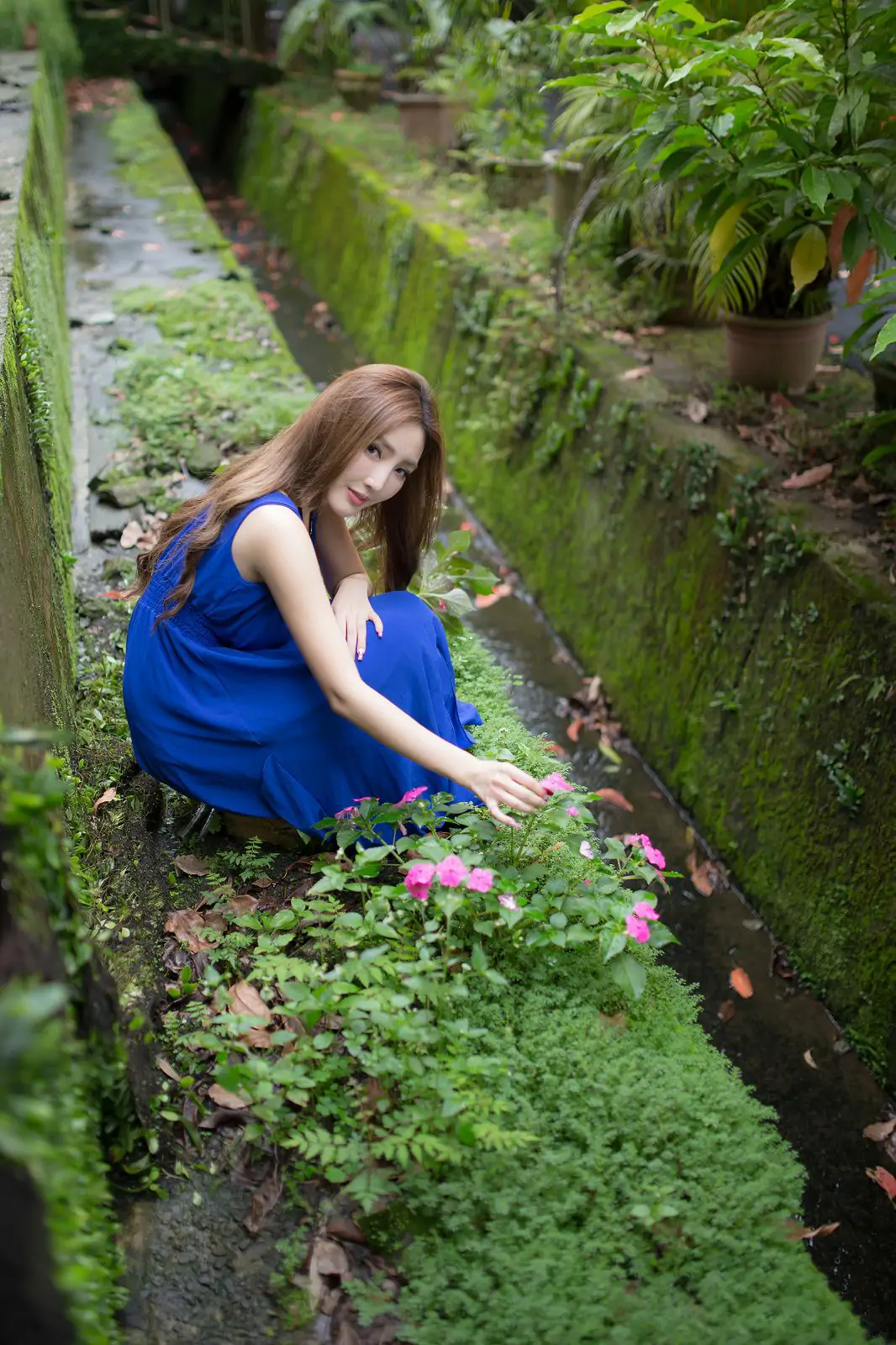 臺灣趙蕓Syuan《極品藍色長裙女神》