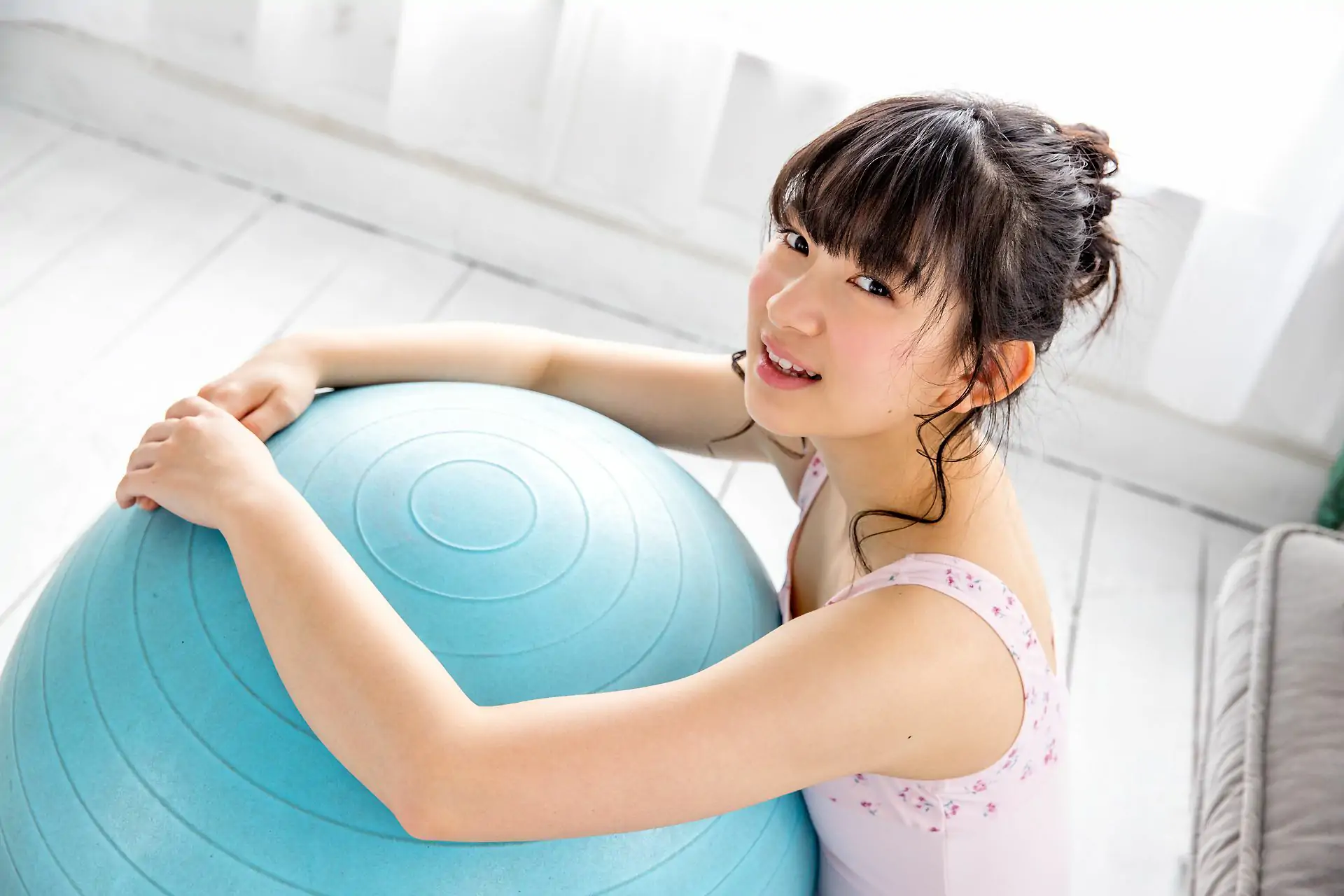 [Minisuka.tv] 河村楓華 – Limited Gallery 03