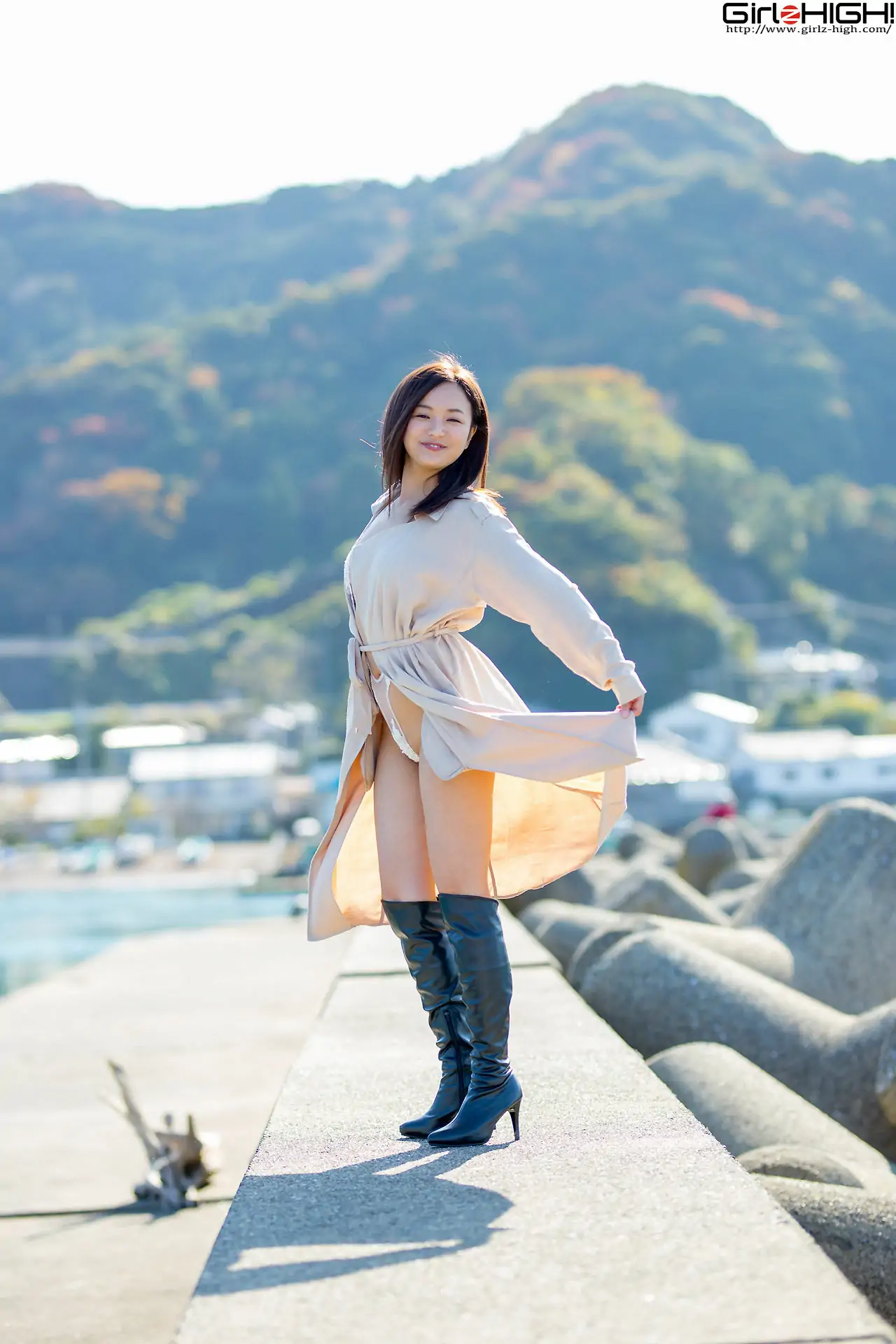[Girlz-High] Mayumi Yamanaka 山中真由美 – 海邊長靴系列 – bmay_011_001