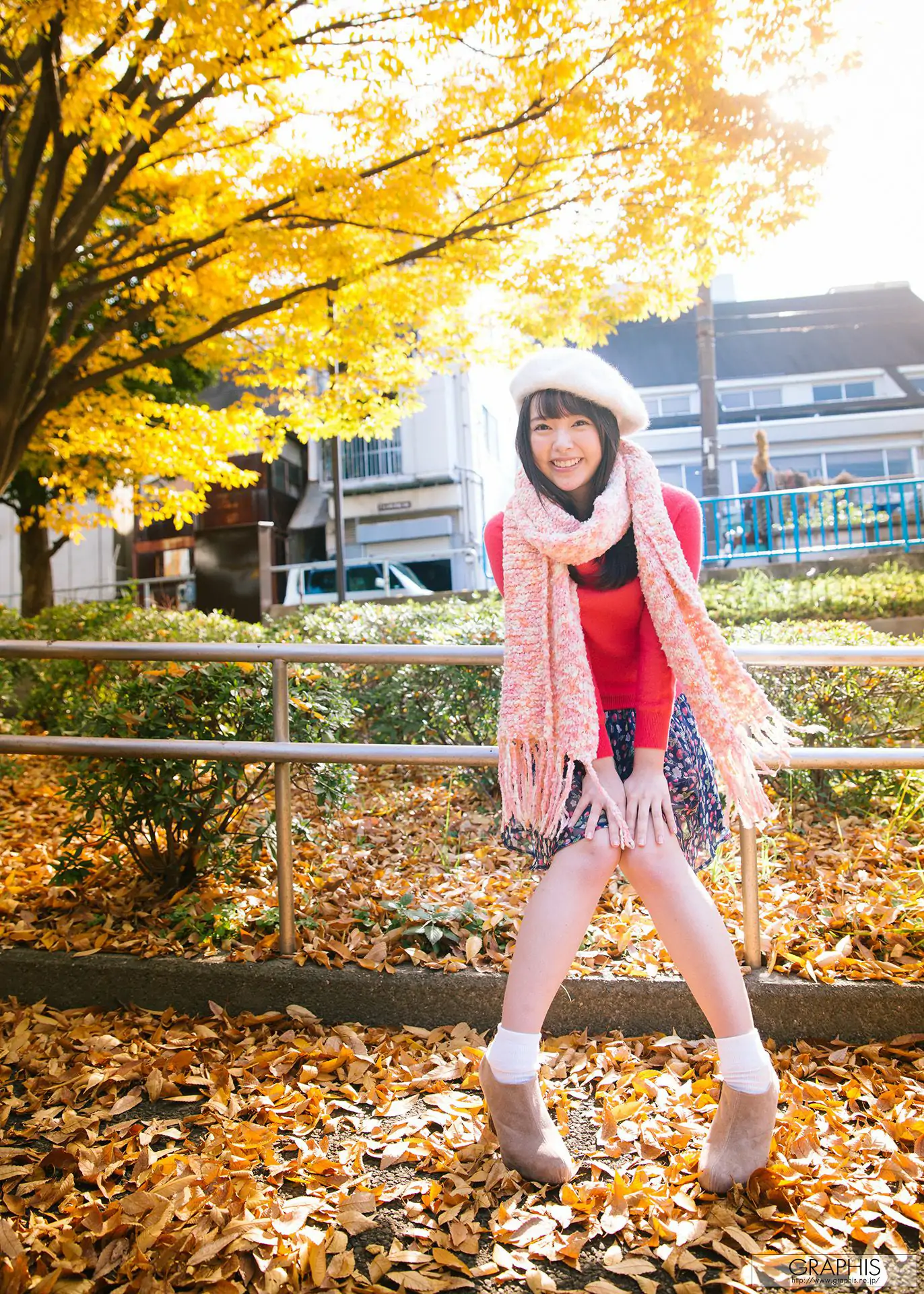 Yuna Ogura 小倉由菜 [Graphis] Gravure 初脫ぎ娘