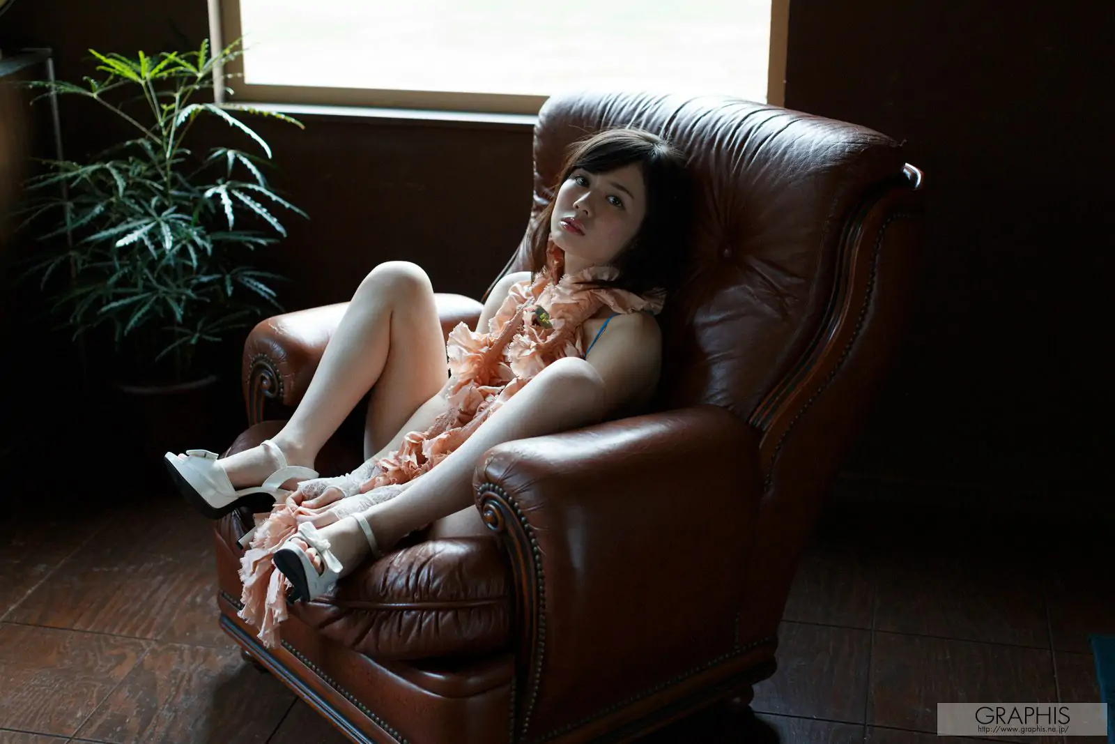 吉川あいみ\/吉川愛美 [Graphis] First Gravure 初脫ぎ娘