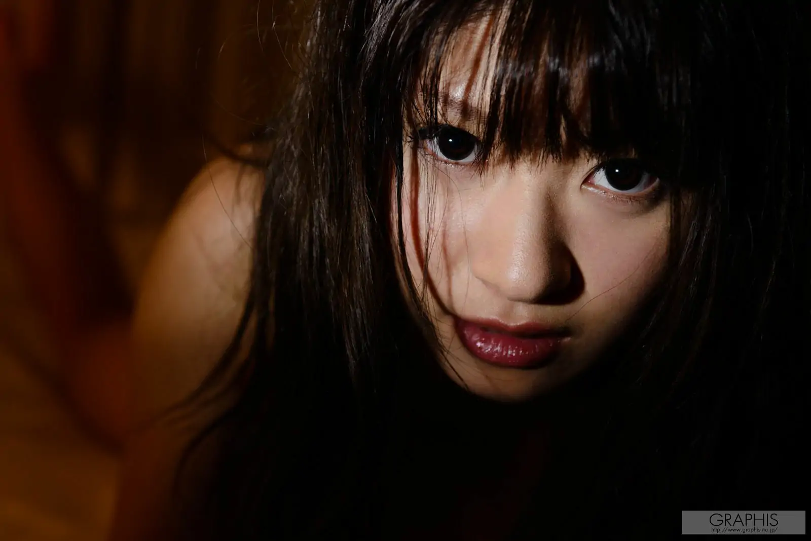 緒川裡緒\/緒川りお [Graphis] First Gravure 初脫ぎ娘