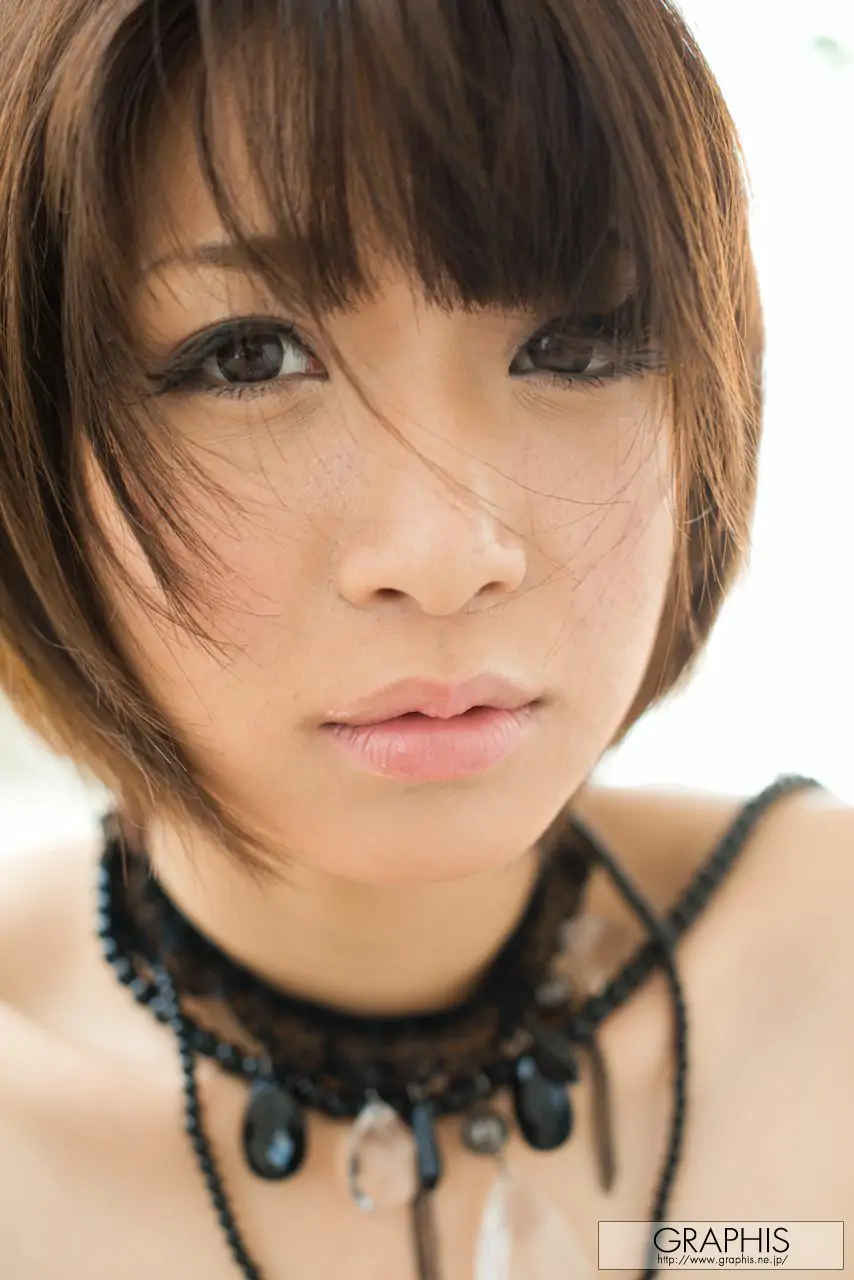 Mayu Kamiya 神谷まゆ [Graphis] First Gravure 初脫ぎ娘