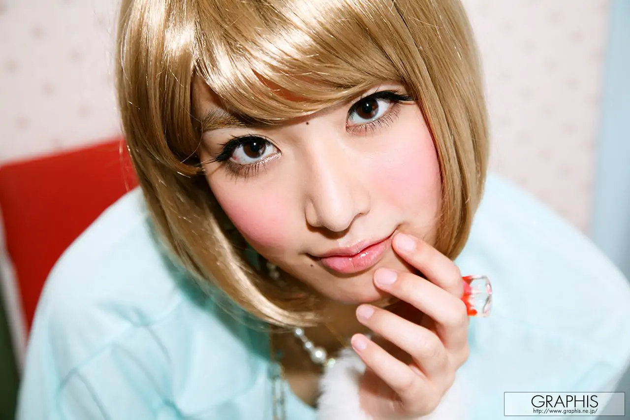由愛可奈《Never Change》 [Graphis] Gals