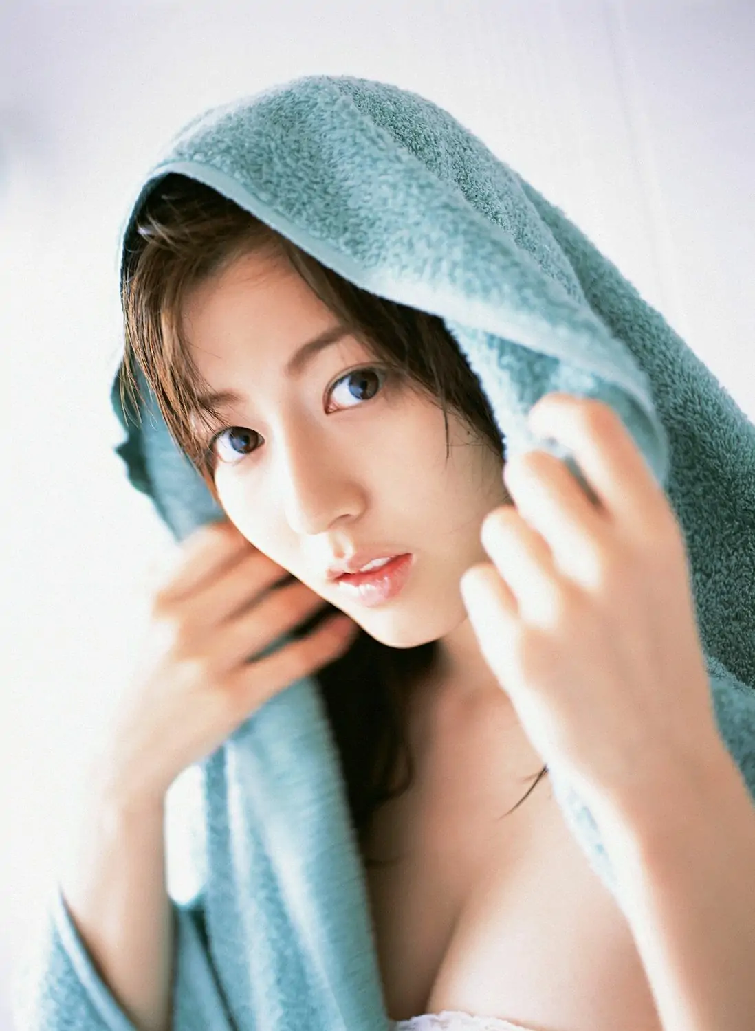 杉本有美《壓倒的美少女》 [YS Web] Vol.218