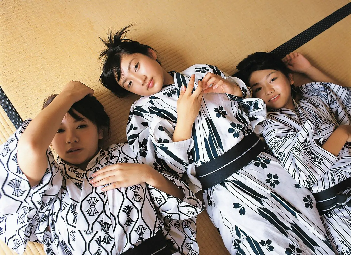 入江紗綾、岡田留奈、井口梨央《chase》 [YS Web] Vol.178