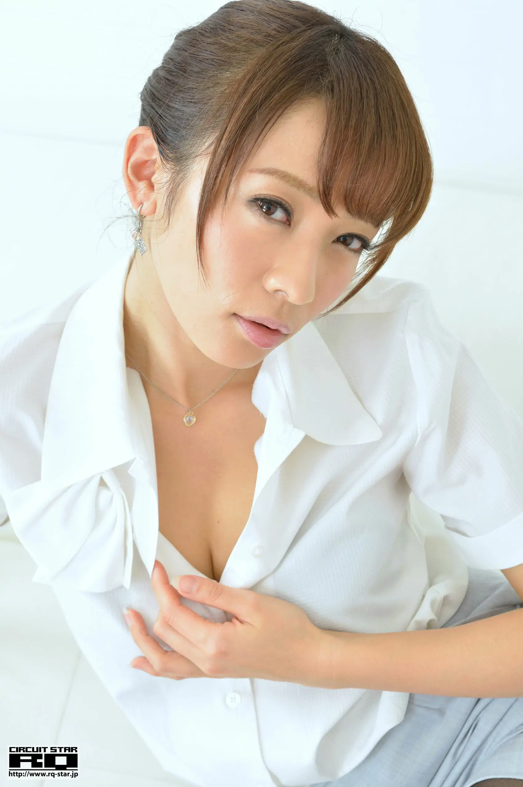 [RQ-STAR] NO.00758 月村ともか Office Lady 辦公室女郎 寫真集