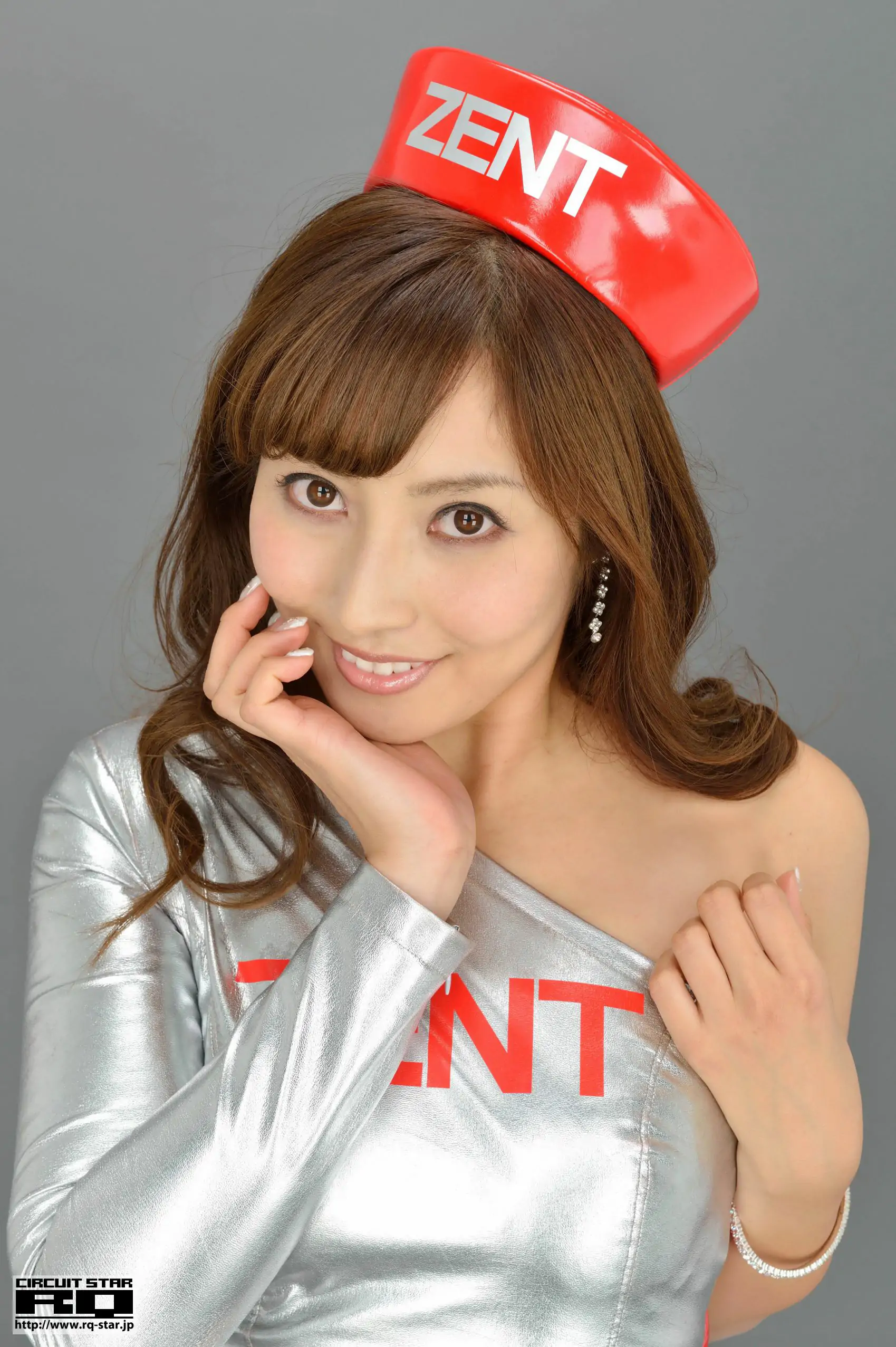 [RQ-STAR] NO.00731 岡咲翔子 Race Queen 賽車女郎 寫真集