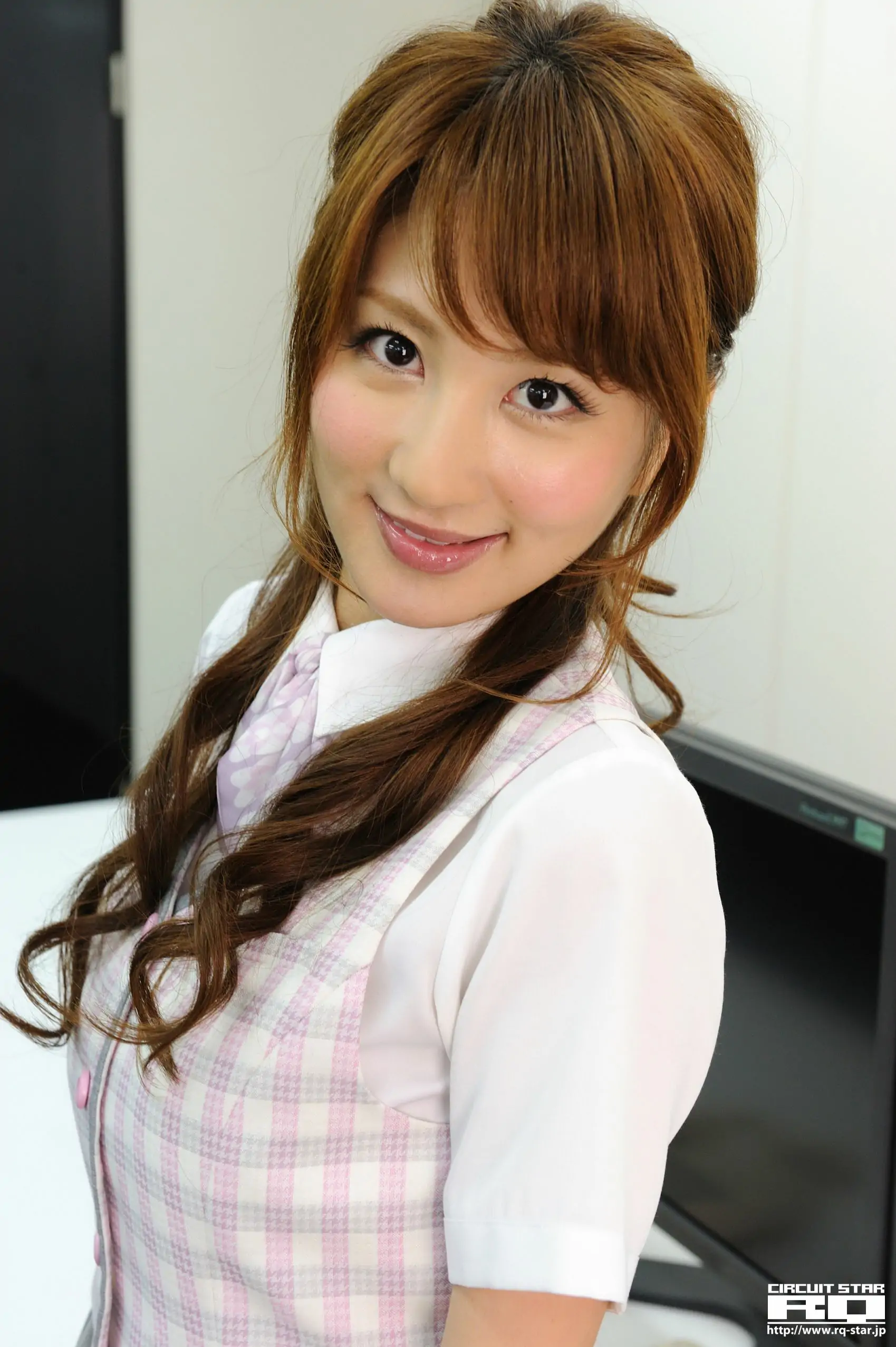 [RQ-STAR] NO.00518 前田真麻 Office Lady 辦公室女郎 寫真集