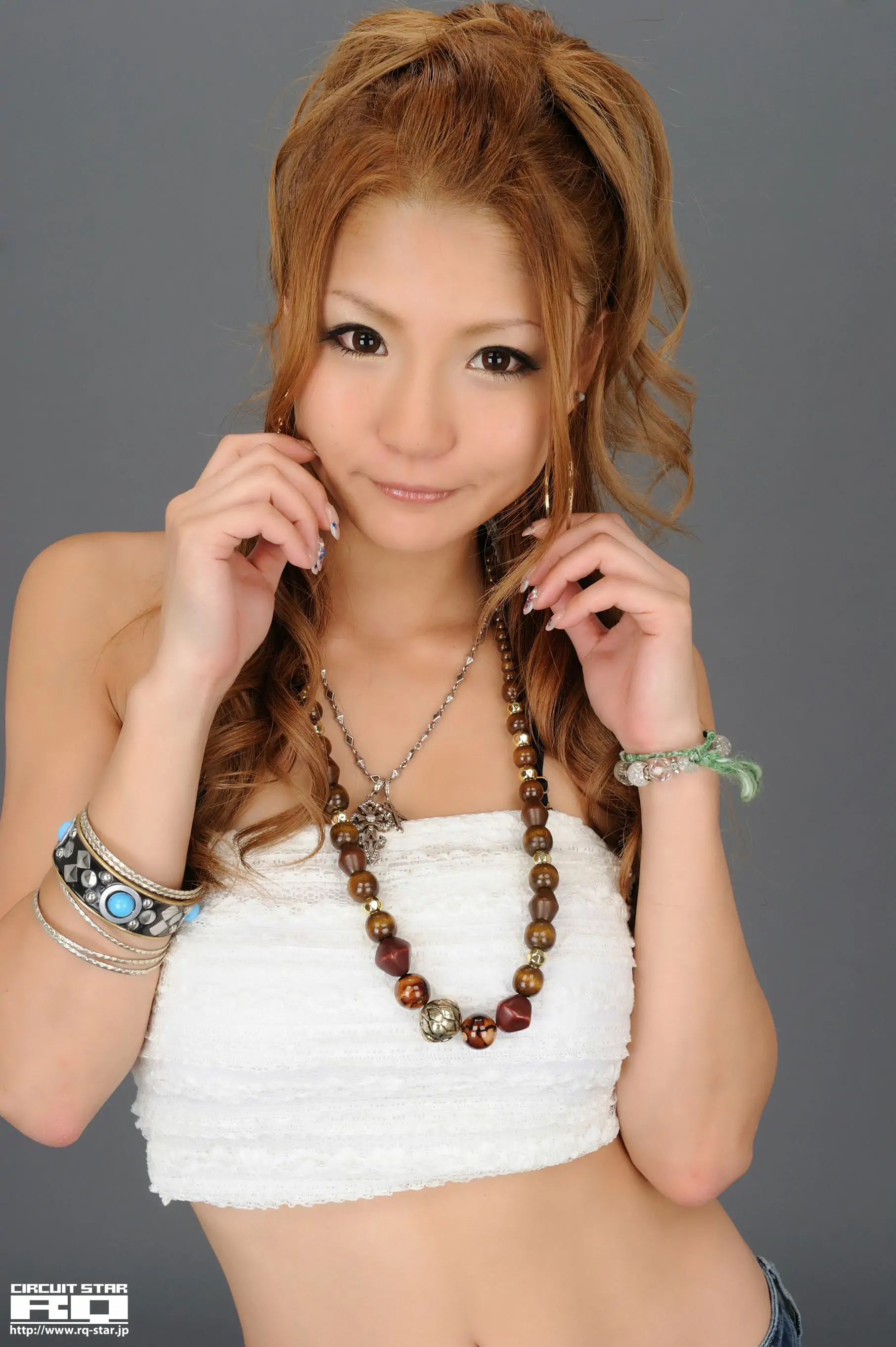[RQ-STAR] NO.00411 Hina Sato 佐藤陽南 Race Queen 寫真集