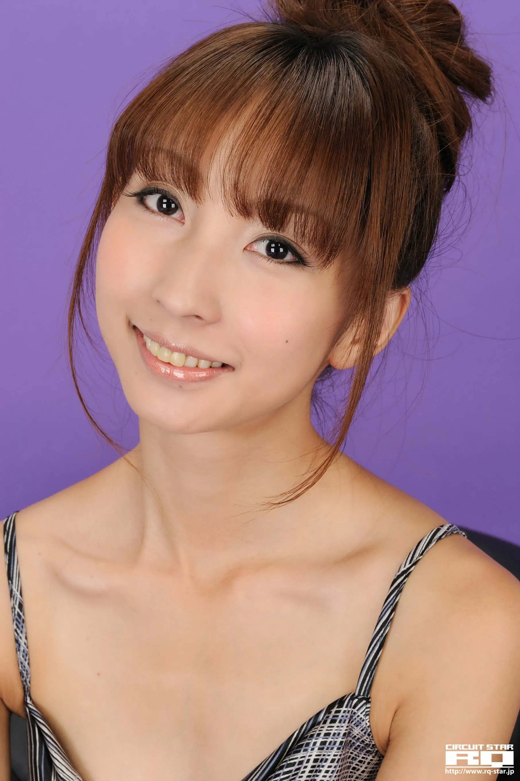 [RQ-STAR] NO.00369 上條かすみ Private Dress 絲襪美腿寫真集