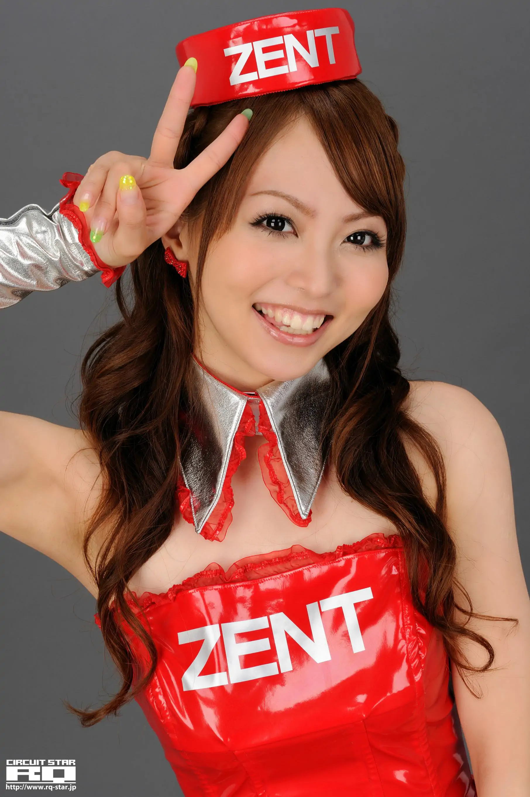 [RQ-STAR] NO.00316 Momoka Narushima 成島桃香 Race Queen 寫真集