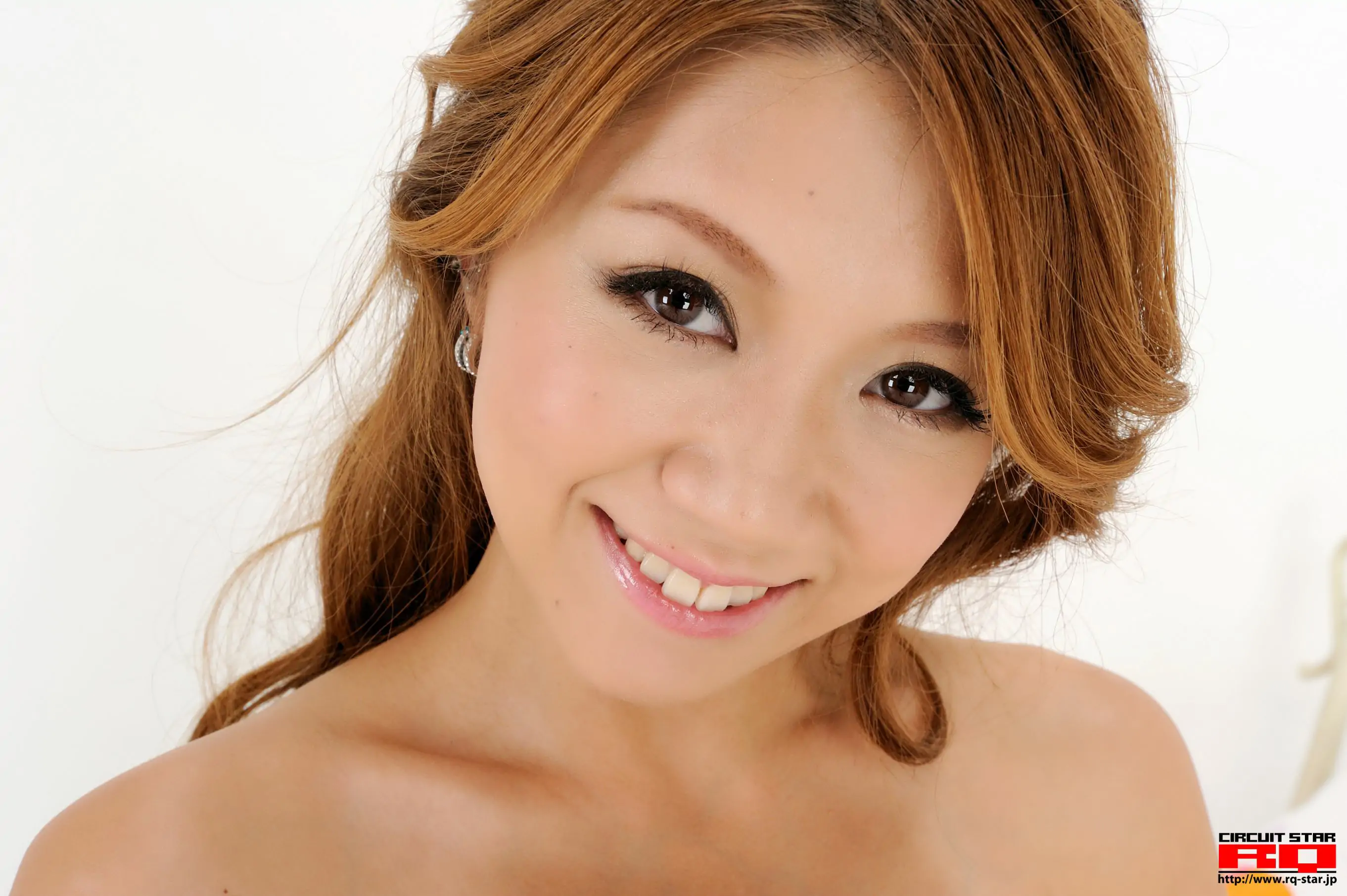 [RQ-STAR] NO.00335 松谷裕美 Swim Suits 泳裝 寫真集
