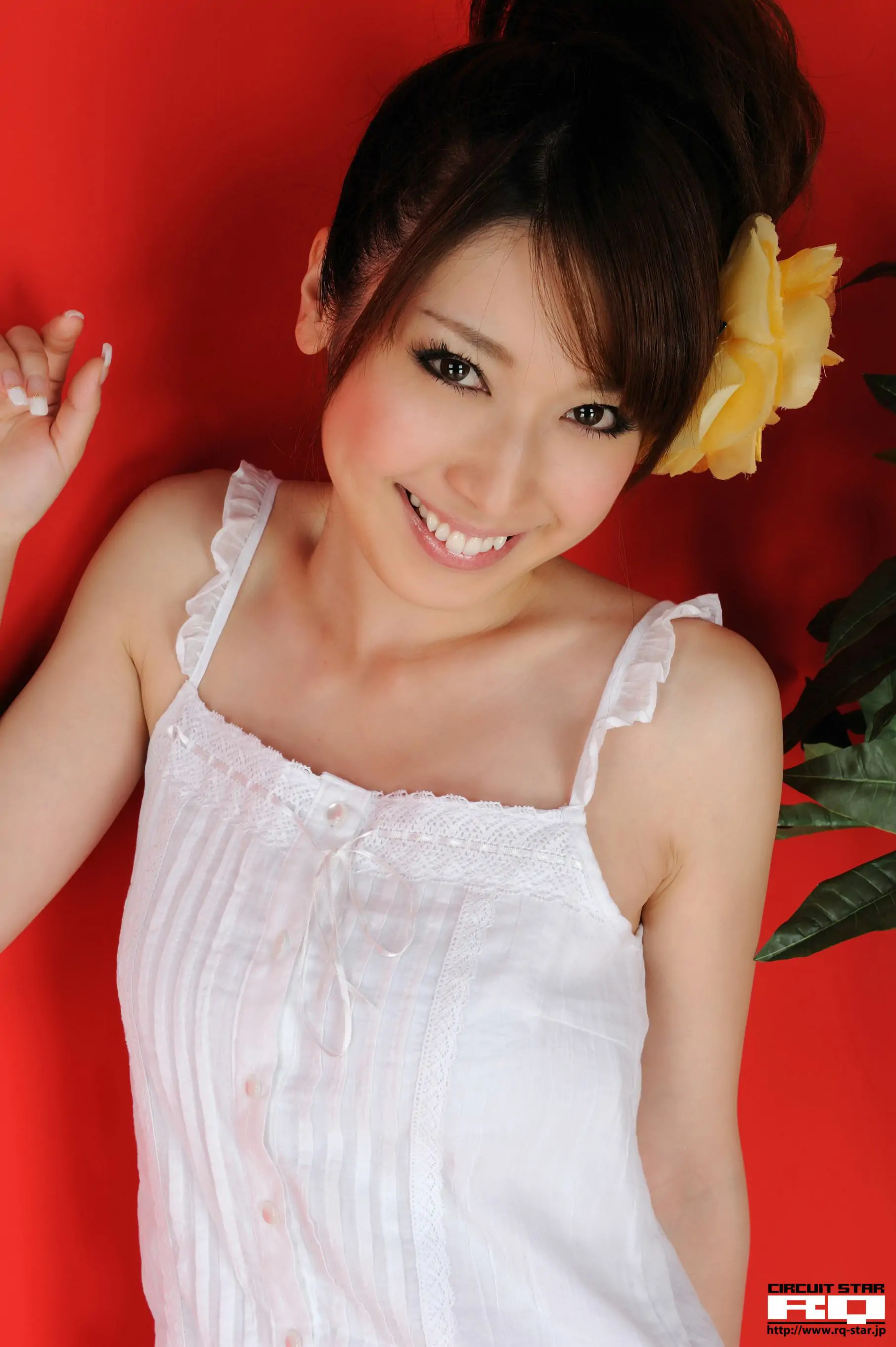 [RQ-STAR] NO.00273 Emi Shimizu 清水恵美 Private Dress 超短裙 寫真集